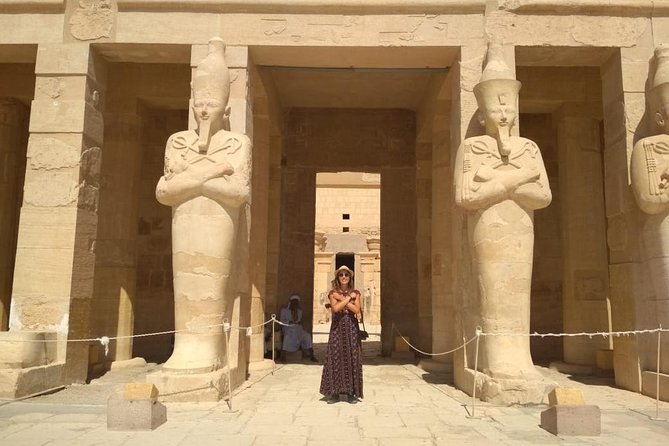 Amazing Luxor East and West Bank Guided Tour with Lunch From Luxor Airport/Hotel - Price and logistics: what the $100 really covers