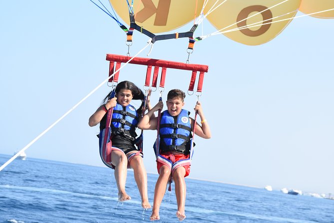 Amazing Parasailing Experience - The Team and Safety Standards: Why This Matters More Than the Ticket Price