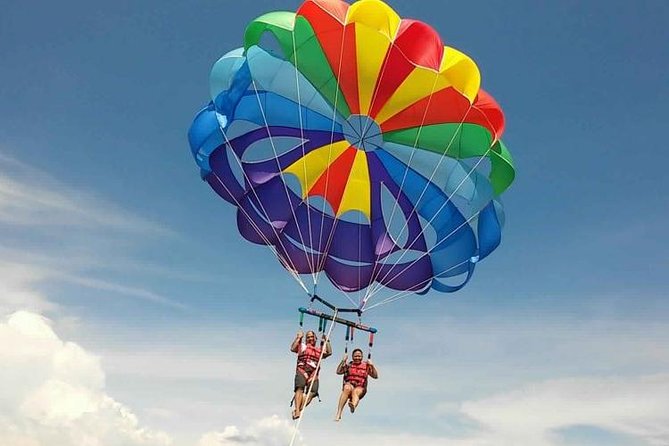 Amazing Parasailing Trip in Hurghada Including Transfers - Safety Briefing and Life Vest Setup: What You Should Expect