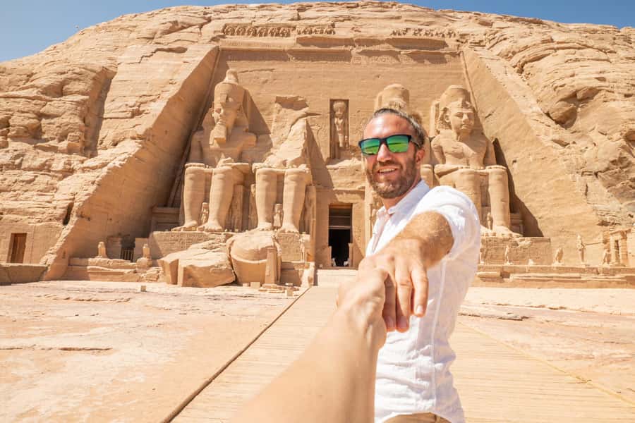 Aswan: Abu Simbel Temple & Nubian Village Private Day Tour - Early-morning pickup in Aswan and the private car ride