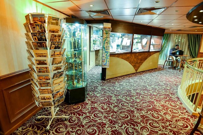 Aswan/Luxor 4Days Nile cruise include Abu Simbel, Hot air Balloon - Luxor sunrise hot air balloon at 4:30 AM, then the West Bank: Valley of the Kings, Hatshepsut, Colossi