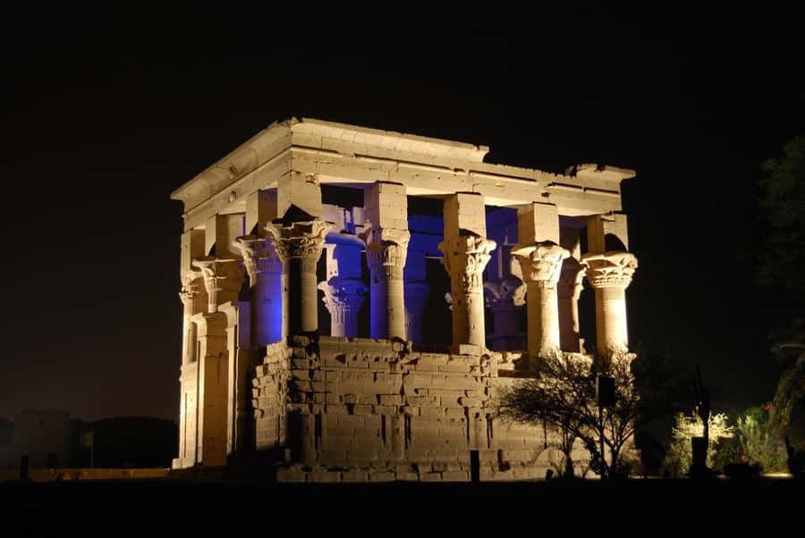 Aswan: Philae Temple Sound & Light Show with Entrance Fees - The Show: Isis, Osiris, Lasers, and a Multimedia Night Story