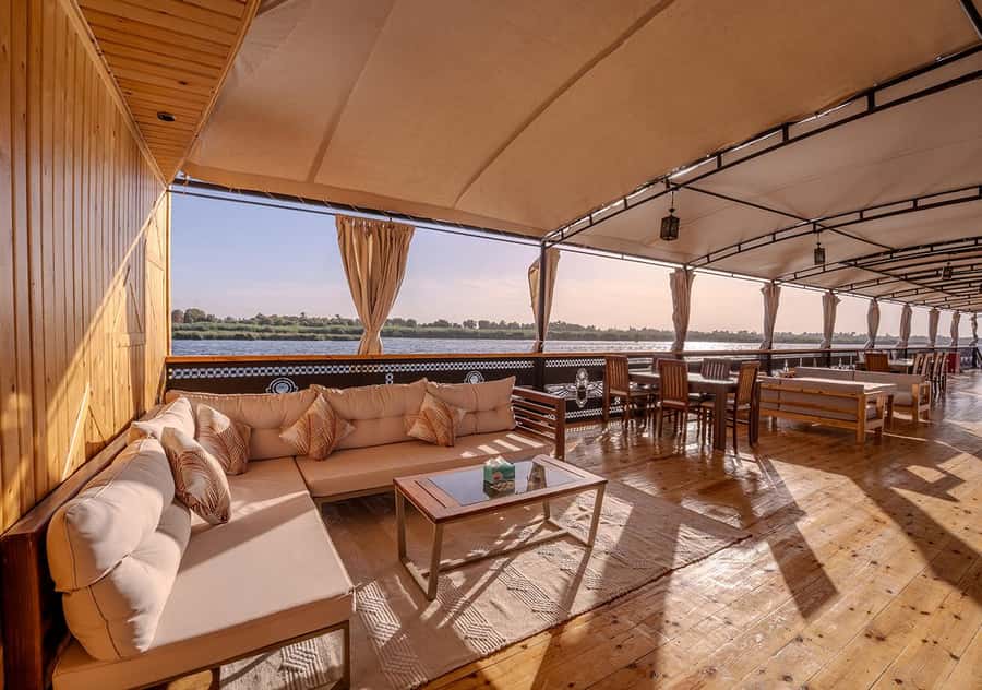 Aswan to Luxor: 4-Day Luxury Dahabiya Nile Cruise Adventure - Why a 4-Day Dahabiya Cruise Between Aswan and Luxor Feels Different