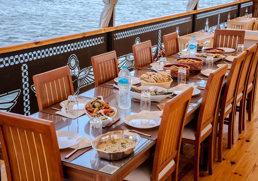 Aswan to Luxor: 4-Day Luxury Dahabiya Nile Cruise Adventure - Day 4: Valley of the Kings, Hatshepsut, and Karnak on Luxor’s East Bank