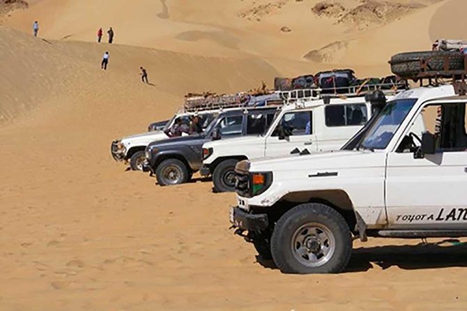 Bedouin BBQ in the Egyptian Desert by 4x4 - Hurghada pickup and the 4x4 ride: comfort reality check