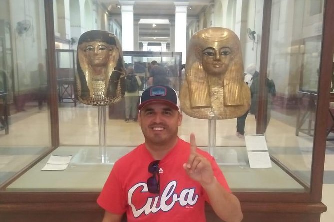 Best Full-Day Tour to Giza Pyramids Egyptian Museum and Bazaar - Giza Pyramids: Cheops, Chephren, Mycerinus, and the Sphinx
