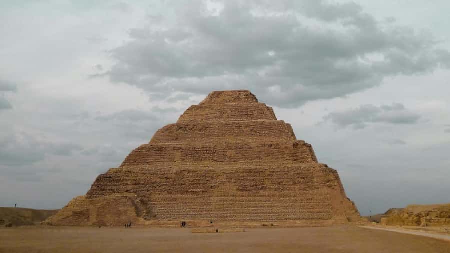 Cairo: 2-Day Ancient Egypt Tour with Pyramids and Museums - Memphis City: Ramses II Statue and the Alabaster Sphinx (With a Realistic Note)