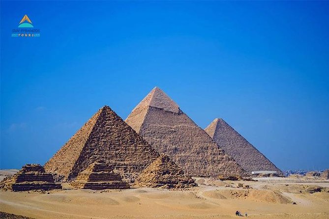 Cairo and Nile Cruise Tour - Giza Plateau in One Day: Pyramids, Sphinx, Valley Temple