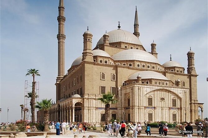 Cairo Day Tour visit Egyptian Museum, Citadel and Khan Khalil Bazaar - Lunch stop: the plan includes it, but confirm how it’s handled