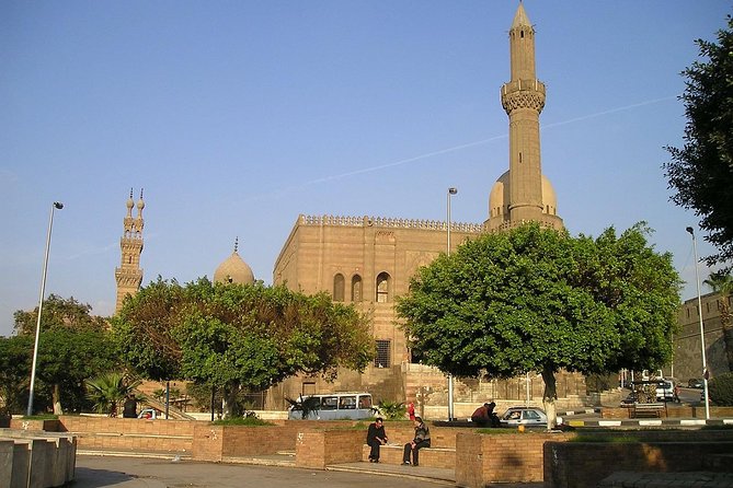 Cairo day trip from Hurghada by flight - Small-group organization: why reviews tend to focus on communication