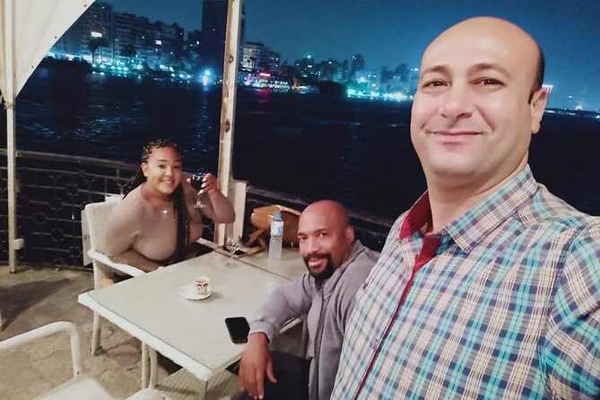 Cairo Dinner Cruise show with belly dancer show on Nile river - What to watch for when you book