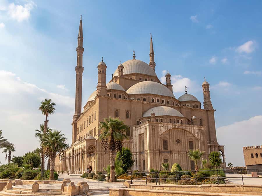 Cairo: Egyptian Museum, Citadel, and Old Cairo Guided Tour - Picking the Right Version: Shared vs Private vs VIP
