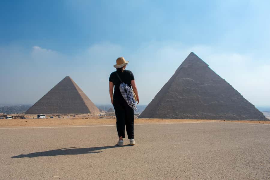Cairo: Egyptian Museum, Pyramids & Bazaar Tour - Egyptian Museum: How to See 5,000 Years Without Burning Out