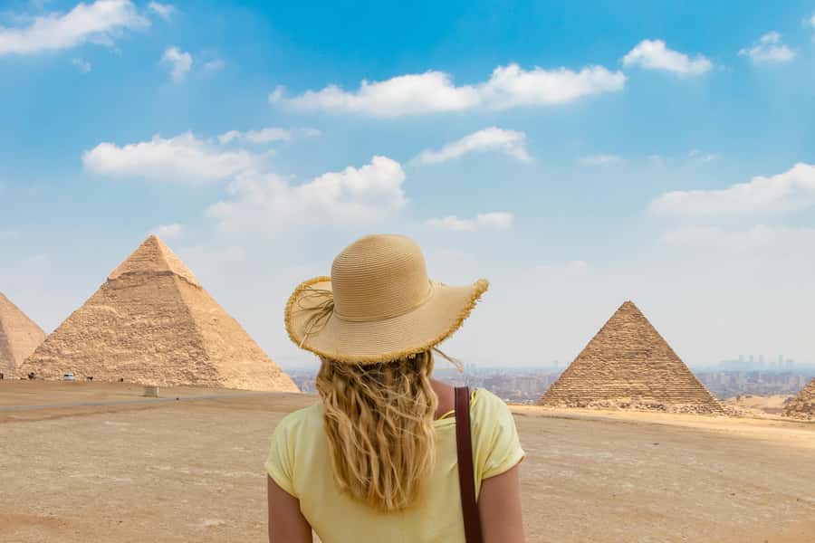 Cairo: Female-Guided Pyramids, Sphinx & Museum City Tour - Going inside the Great Pyramid: optional, but make a decision early