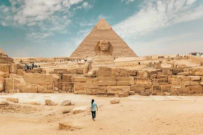 Cairo from HURGHADA ( Maine group) - How the group size changes the feel