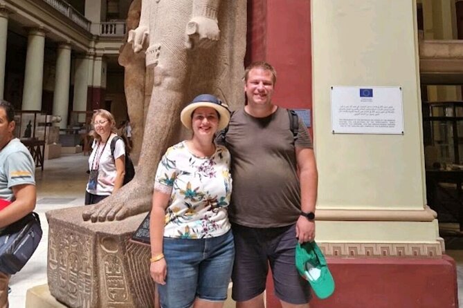 Cairo Full Day-Pyramids & Sphinx & Egyptian Museum from Hurghada - Papyrus stops in Giza: a quick lesson you can actually use