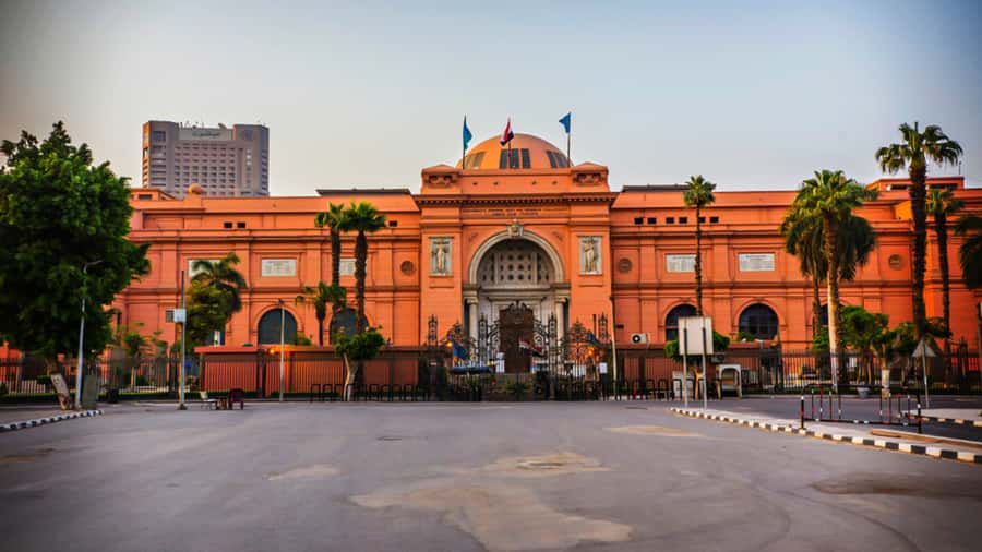 Cairo: Giza Pyramids Camel Ride and Egyptian Museum Tour - Egyptian Museum: 170,000 artifacts and a timeline you can actually follow