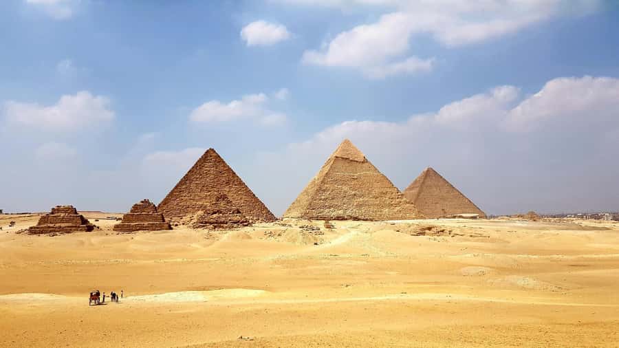 Cairo: Giza Pyramids, Memphis, Saqqara Private Tour & Lunch - Memphis (Inebu-hedj): the ancient capital you can actually picture