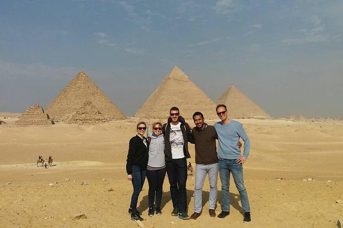 Cairo in a Day Tour (Pyramids , Sphinx, Egyptian Museum )2025 - One-Day Cairo: Hitting Giza and the Egyptian Museum Without Wasted Hours