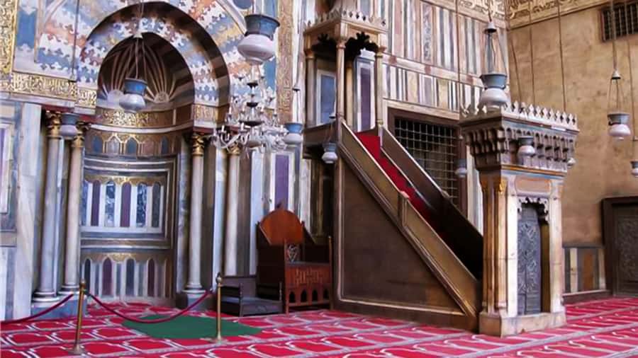Cairo Islamic Tour: Medieval Mosques & Cafes, Khan ElKhalili - Al-Mu’izz Street: an open-air timeline of Islamic architecture