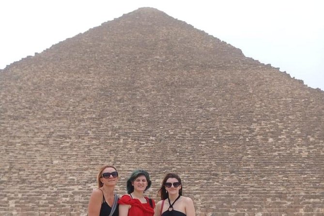 Cairo Layover Tours To Giza Pyramids Egyptian Museum Bazaar Sound And Light Show - Giza Plateau and panoramic view: quick shots that help your bearings