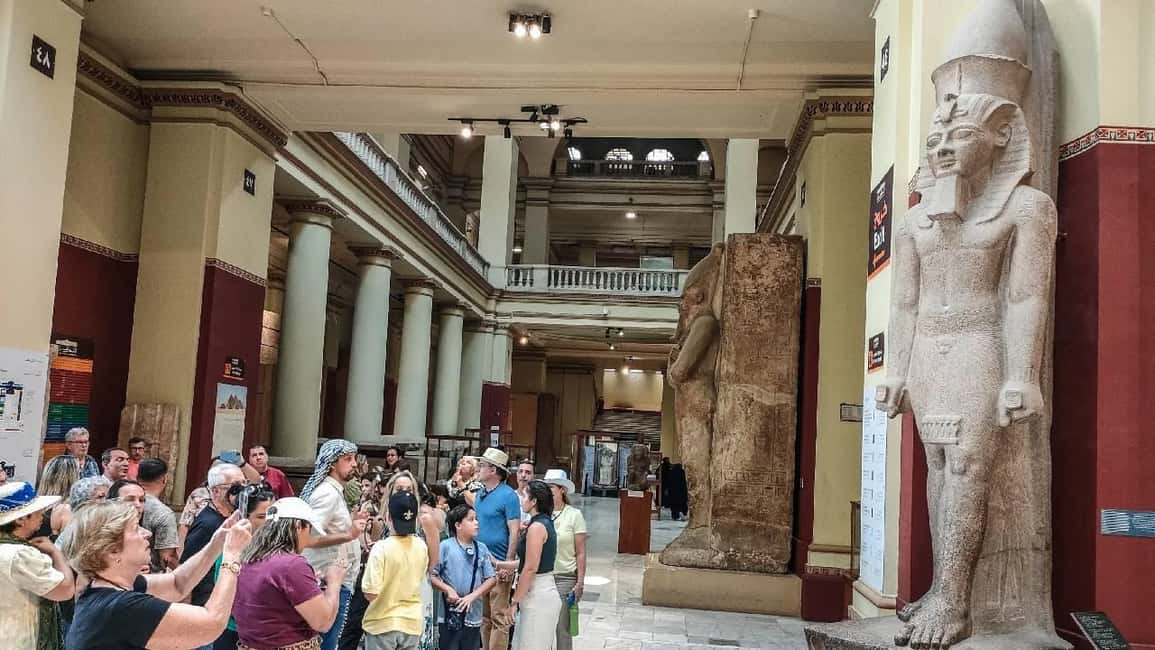 Cairo: National Museum, Egyptian Museum, and Citadel Tour - Included shopping stop: how to buy without letting it take over