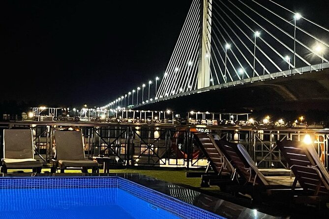 Cairo Nile Dinner Cruise and Show - Comfort and Practical Comfort: Air-Conditioned Ride and Small-Group Feel