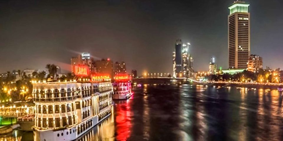 Cairo: Nile Dinner Cruise with Belly Dancer Show and Music - City lights from the Nile: best times for photos
