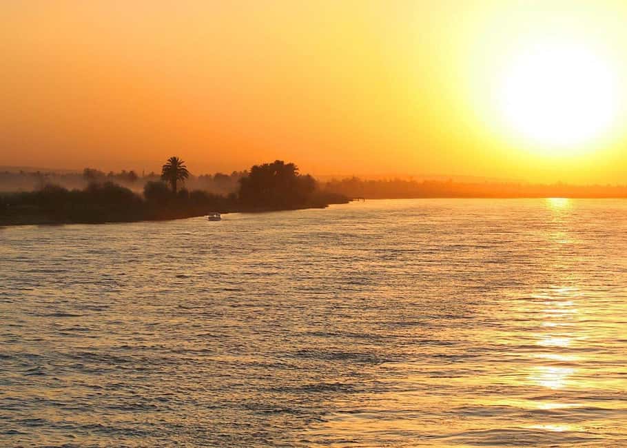 Cairo: Nile Dinner Cruise with Belly Dancer Show and Music - Price and value around $26 per person