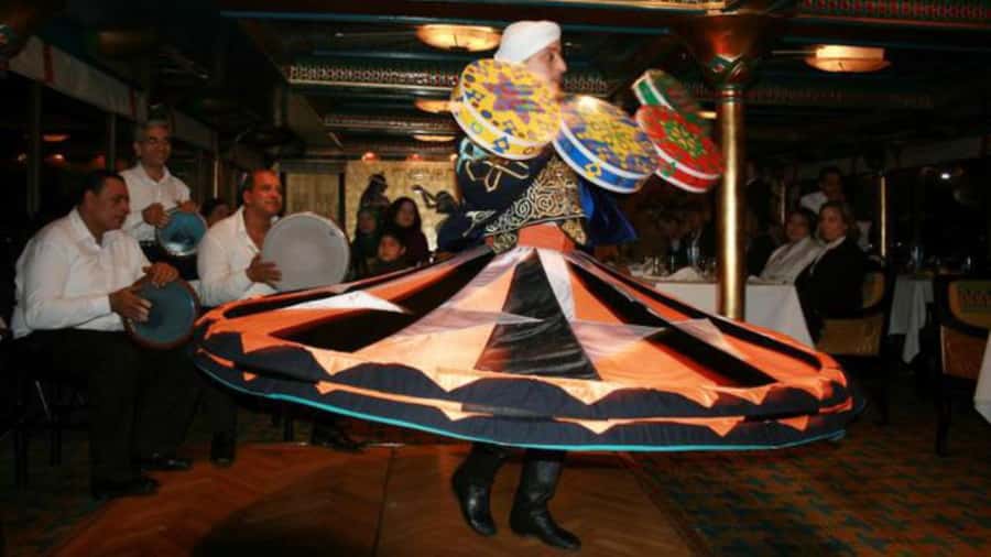 Cairo: Nile Maxim Luxurious Dinner Cruise with Dance Show - Getting to the Boat: Pickup, Drop-Off, and the Tahrir Square Shortcut