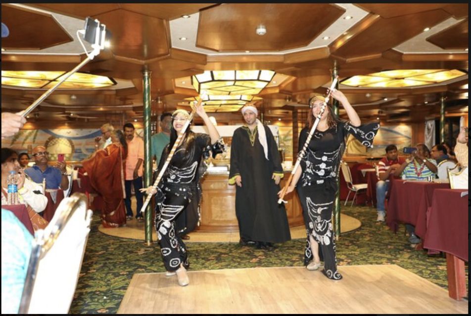 Cairo: Nile River Dinner Cruise with Belly Dance and Tanoura - Views and the cruise route: why expectations can clash with reality