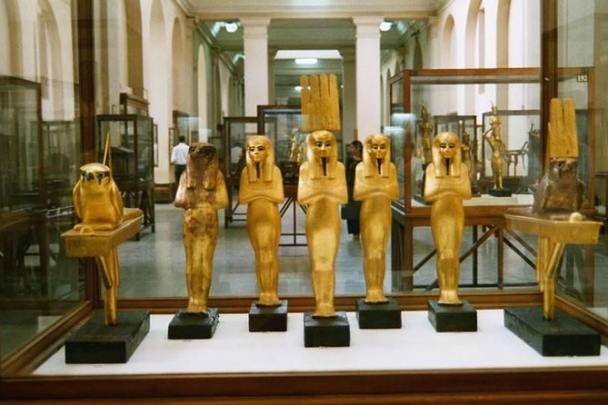 Cairo Over day Pyramids & Egyptian Museum and Lunch - Hurghada - Giza Pyramids: the biggest photos won’t tell you everything