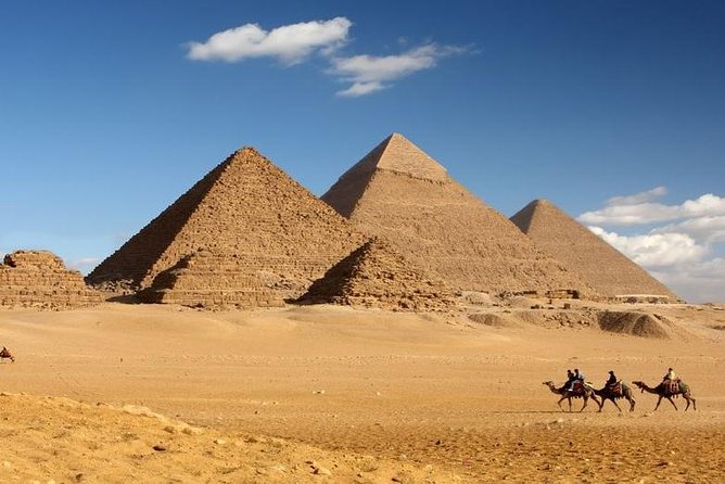 Cairo Over day Pyramids Sphinx and Museum With Lunch - Hurghada - The Sphinx: short visit, big meaning