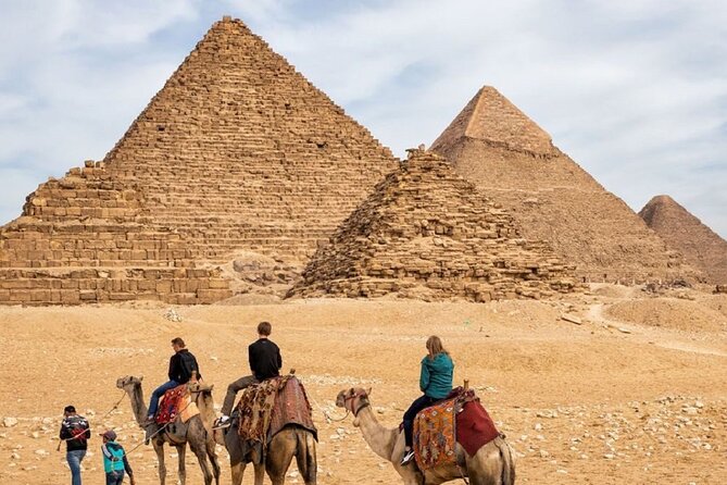 Cairo Over Day Tour Egyptian Musuem & Pyramid W/Transfer-Hurghada - Giza Plateau: Great Pyramids and the Great Sphinx in the same afternoon
