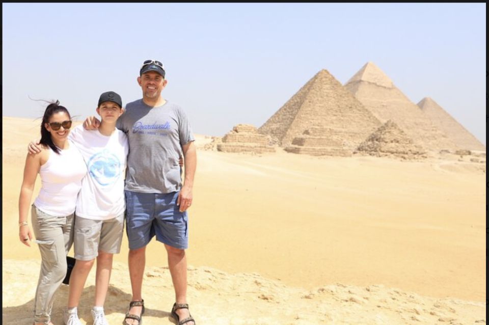 Cairo: Private Giza Pyramids, Egyptian Museum, & Bazaar Tour - A Full Day Around Giza, the Egyptian Museum, and Khan El Khalili