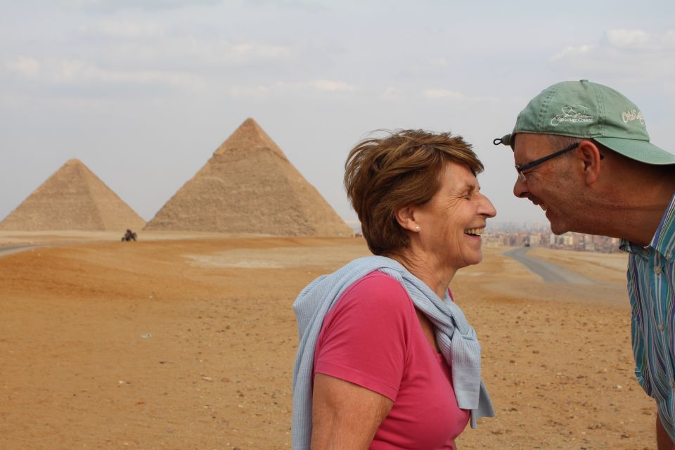 Cairo: Private Giza Pyramids, Sphinx, Saqqara & Memphis Tour - Guide Quality That Can Make or Break the Day