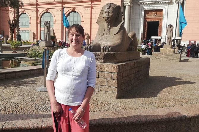 Cairo pyramids and Egyptian museum tour - Who should book this Cairo pyramids and museum tour