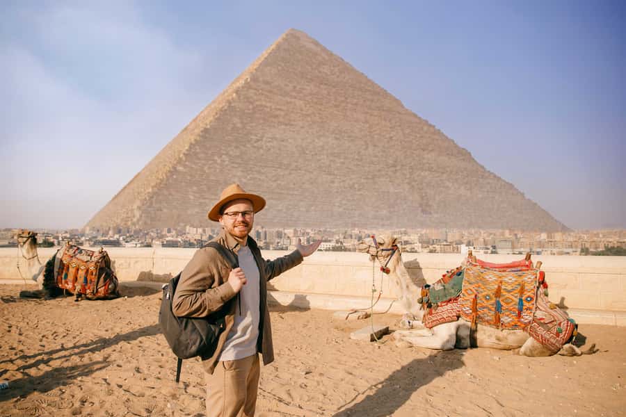 Cairo: Pyramids and Sphinx Tour with River Nile Felucca Ride - Getting Picked Up in Cairo or Giza (and Why It Matters)