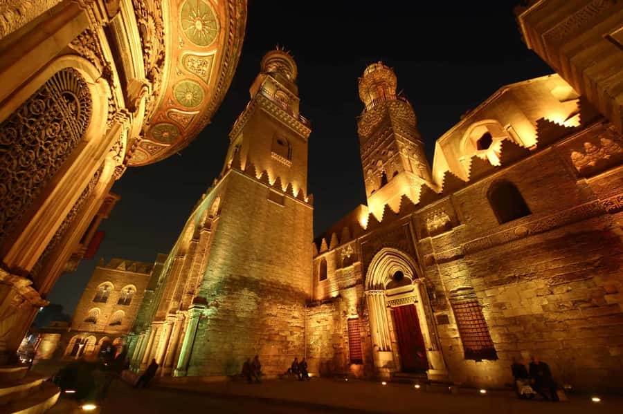 Cairo: Pyramids of Giza Sound & Light Show with City Tour - Who This Tour Fits Best (and Who Might Skip It)