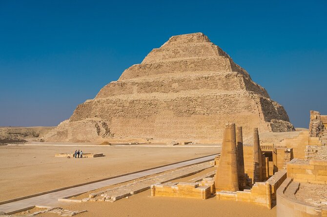 Cairo Pyramids, Saqqarah, Dahshour Full Day Tour - Stop 1: Giza Plateau—your first three hours should be focused