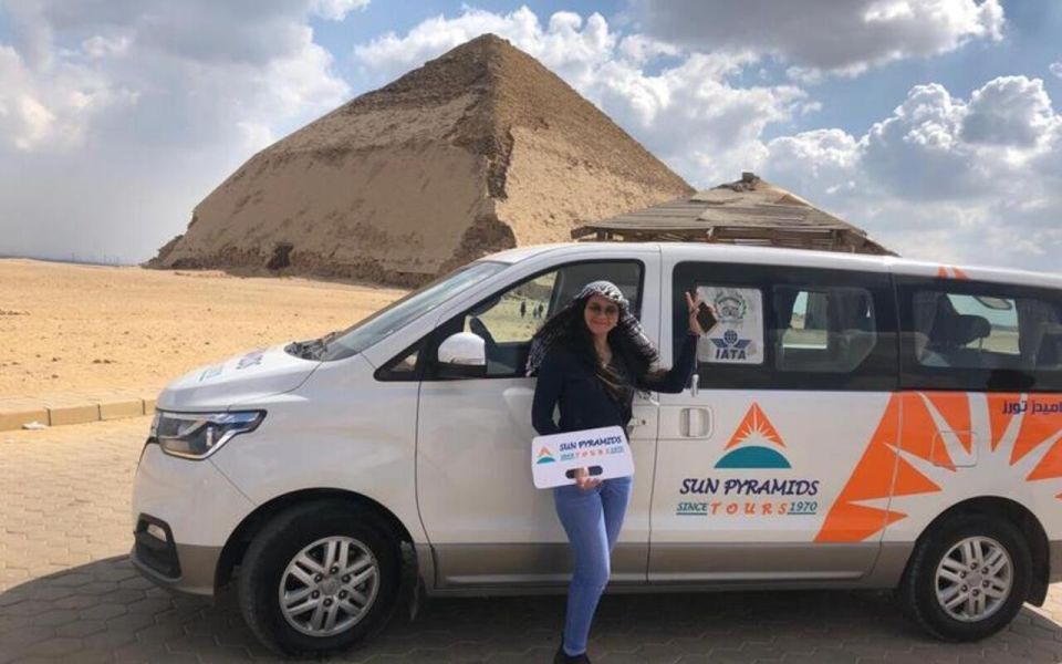 Cairo: Saqqara, Memphis, and Dahshur Day Trip with Lunch - Memphis in a short stop: Ramses II and an alabaster Sphinx
