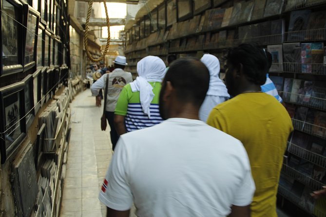 Cairo shopping tour - Cairo Craft Shopping Stop: Cotton, Jewelry, Leather, Carpets, and the People Behind It