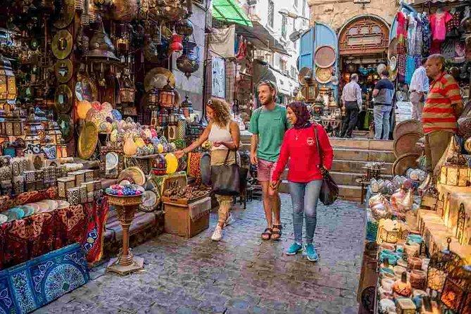 Cairo Shopping Tours to Old Markets and Local Souqs - The guide factor: why names like Midu, Ahmed, and Mohamed Hamed show up