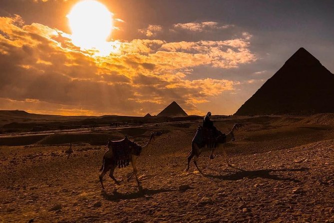Cairo Stopover Tour with Giza Pyramids, Sphinx, Egyptian Museum, and Old Cairo - Old Cairo in a half-hour: churches, history, and a quick culture shift