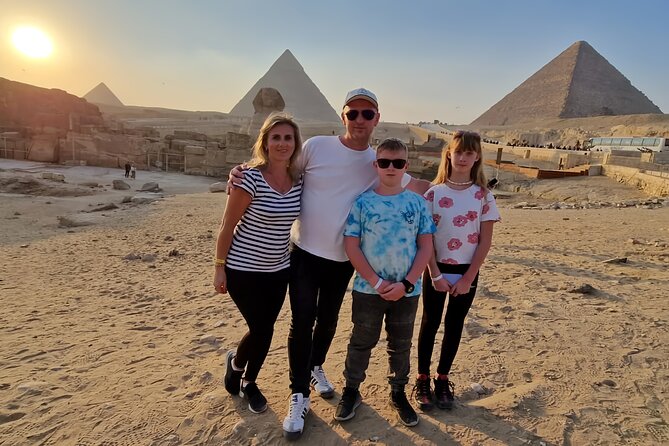 Cairo Tour By Big Bus From Sharm El Sheikh - Giza Pyramids of Giza and the Sphinx: the core of the day