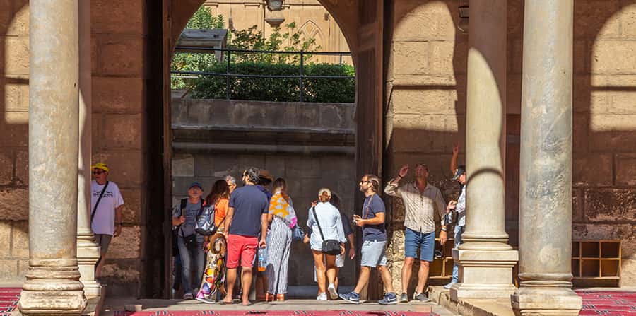 Cairo: Tour of Azhar Masjid and Cairo Islamic Sites - What to Bring (and What Keeps the Day Smooth Inside Mosques)