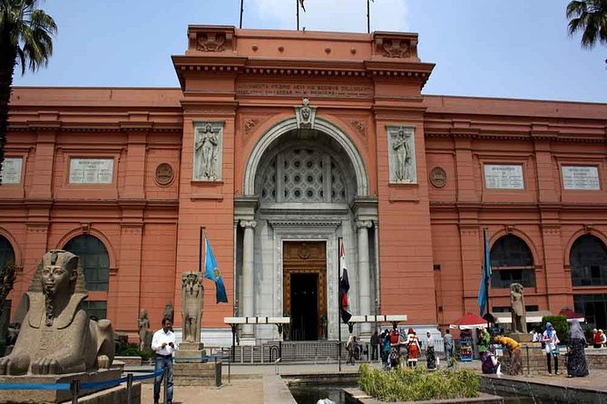 Cairo Tour to Egyptian Museum Citadel and Coptic Cairo - Coptic Cairo and the Fort of Babylon: Abu Serga, St. Barbara, and Ben Ezra