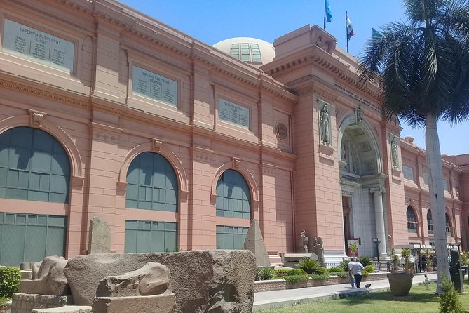 Cairo Trip Private from Hurghada. Elite Trip - The Egyptian Museum and Tutankhamun’s golden treasures (and why the guide matters)