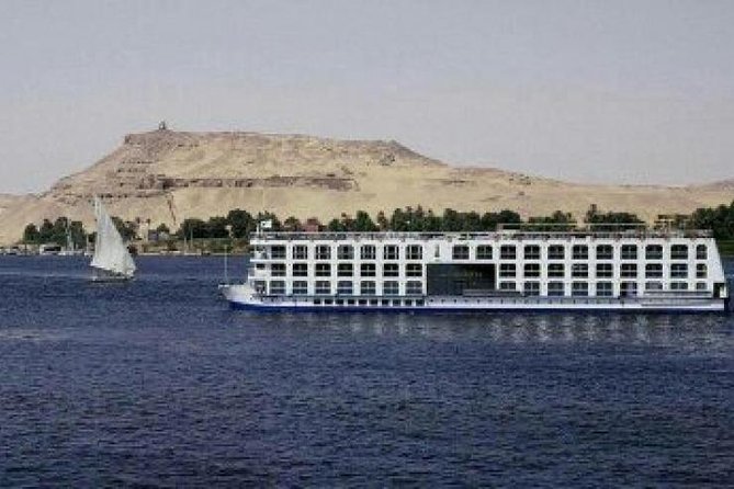 Cheap trip - Nile Cruise 2 nights – 3 days from luxor to aswan - Day 1 on Luxor’s East and West Banks: Valleys, queens, and massive scale