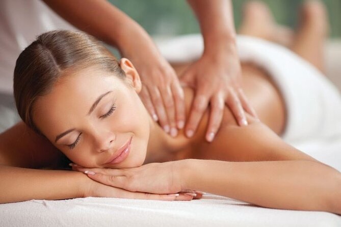 Cleopatra Treatment With Full Body Massage, Jacuzzi & Sauna - The 45-minute full body massage: oils, pressure, and tension relief